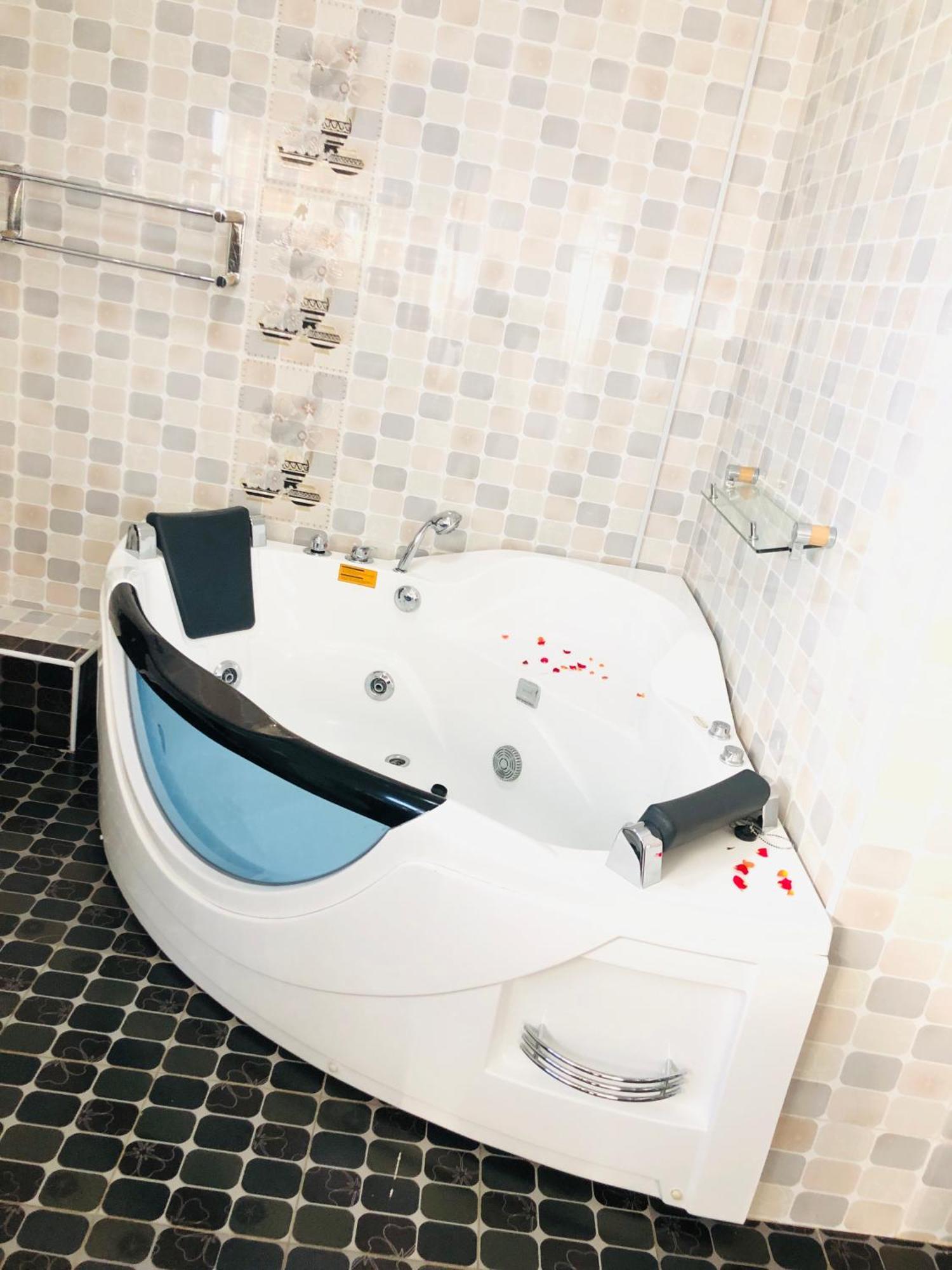 Gabz Airport Inn ハボローネ エクステリア 写真