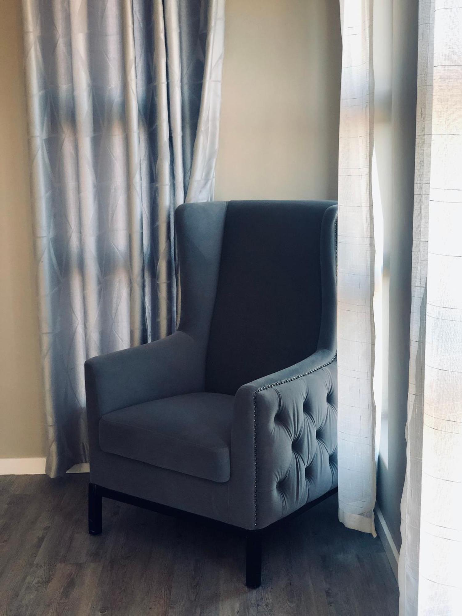 Gabz Airport Inn ハボローネ エクステリア 写真